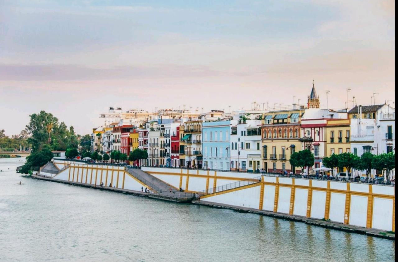 Sevilla Triana 外观 照片